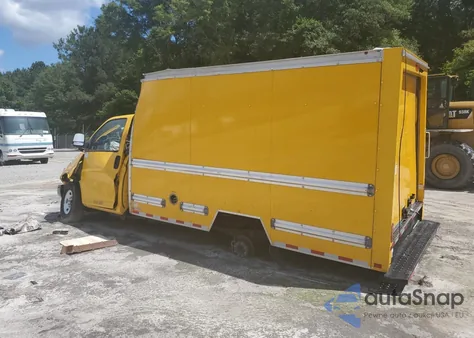 2021 GMC Savana Cutaway G3500 z USA, uszkodzony, nr VIN 1GD07RFP7M1215925